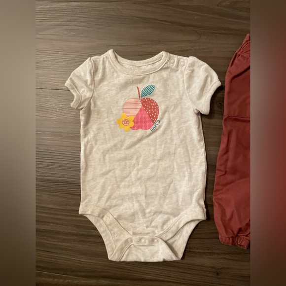 Garanimals Baby Girl Cream Baby onesie with brown casual pants size 6/9M - Picture 2 of 4